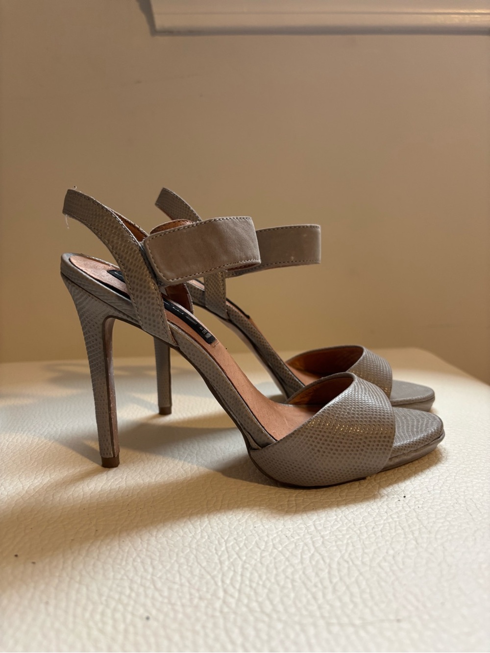 Steven By Steve Madden Gray Textured Stiletto Slingback Heels